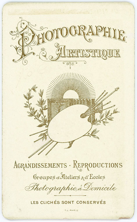 Nun by A. Brossut, Digoin, Bourgogne 3