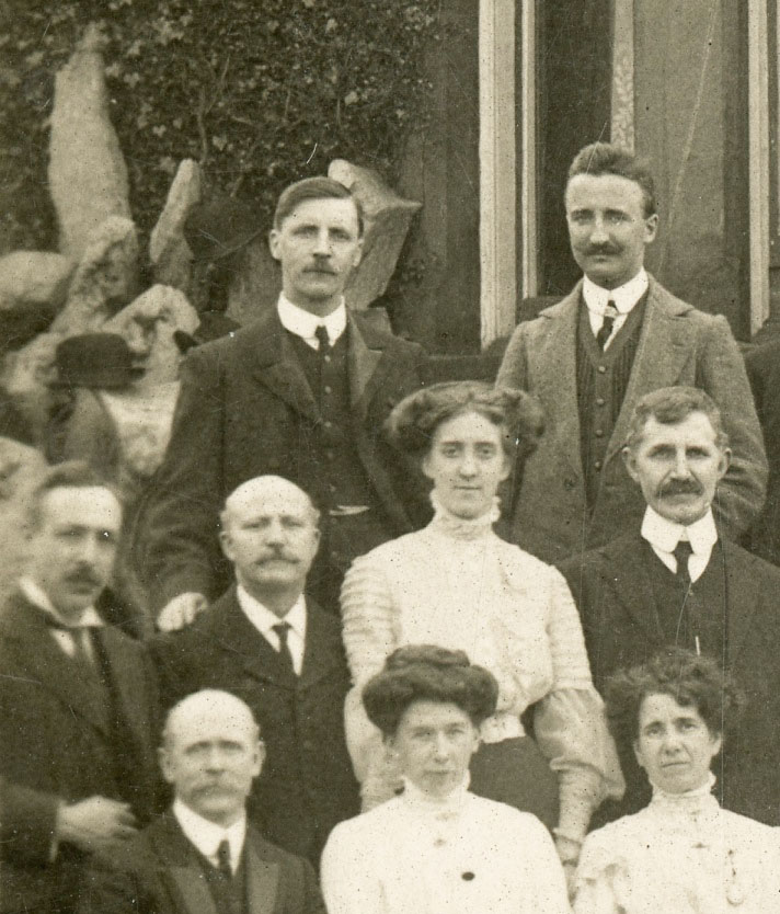 Group by Walter Scott 5b