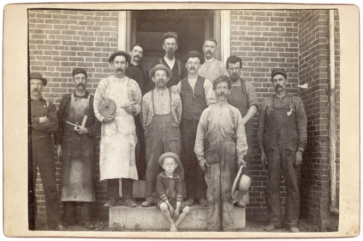 Craftsmen with tools 3b