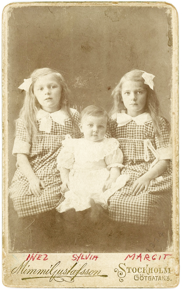 Sisters by Mimmi Gustaffson 2