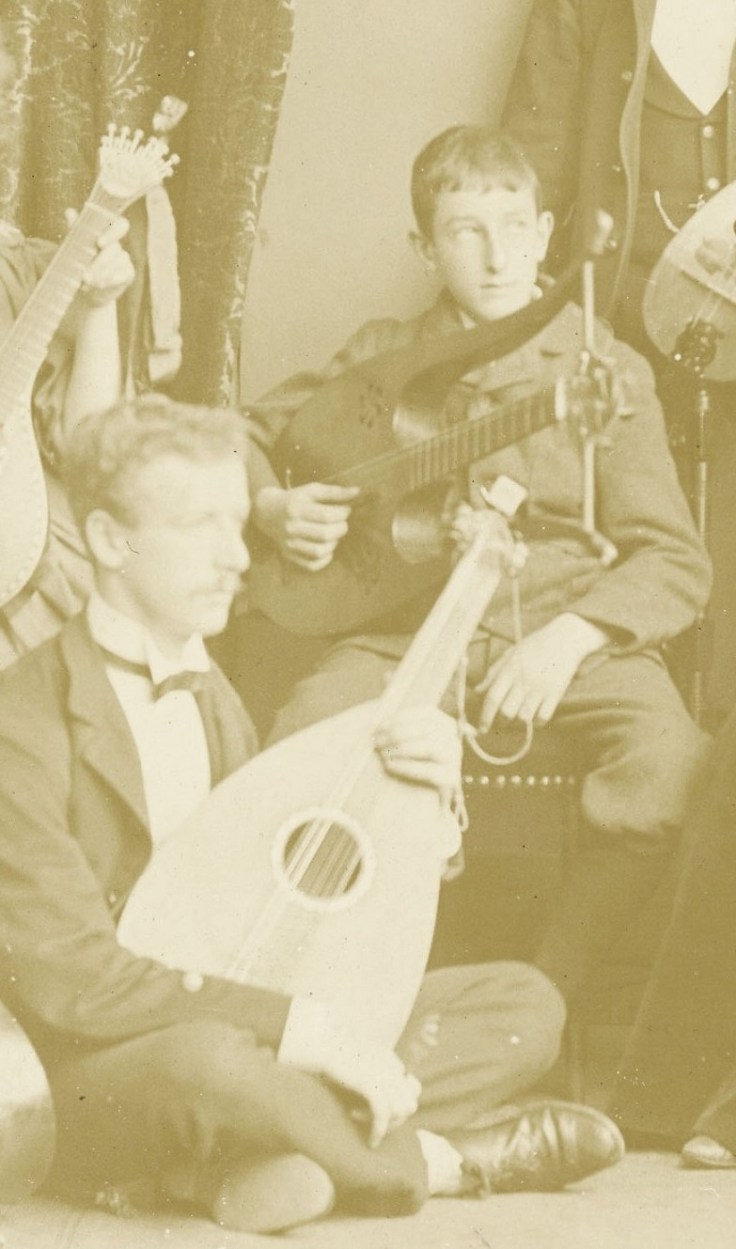 Mandolin ensemble in Watford 4