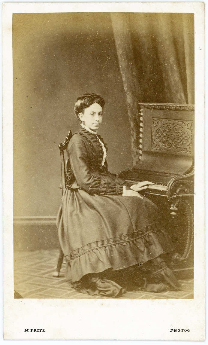 Portuguese lady by Fritz 2