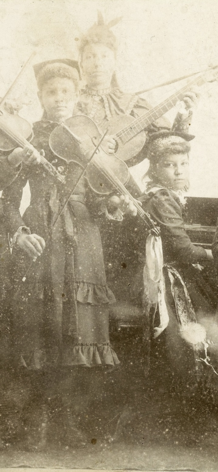 Siblings in harmony 3